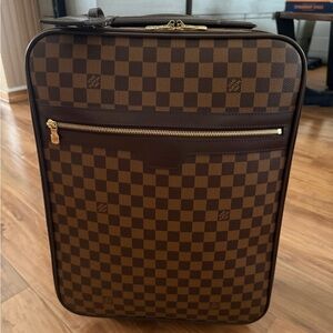 Louis Vuitton Pegase 45 in Demier Ebene Brown Travel luggage